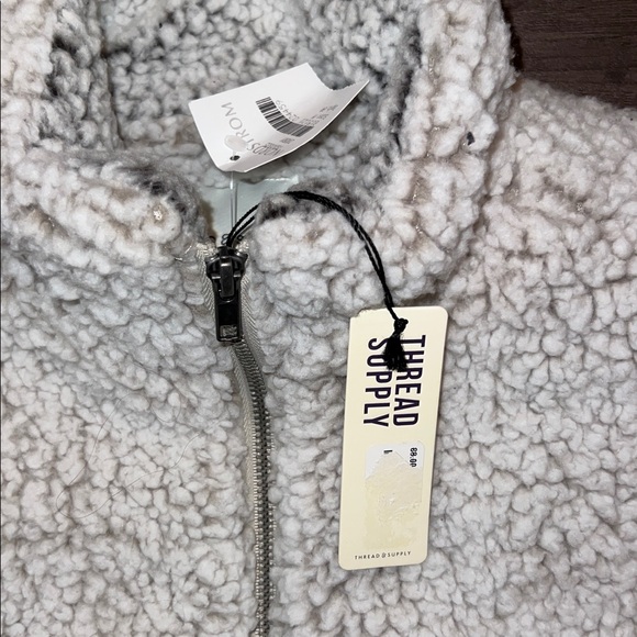 NWT Thread & Supply Cream Sherpa Vest - Picture 3 of 7